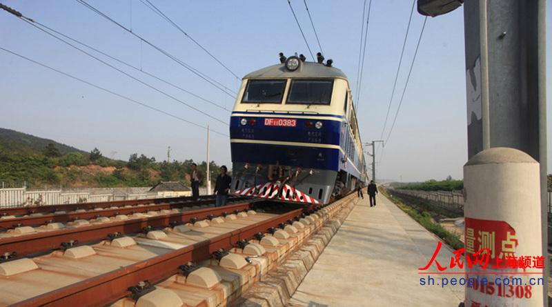 目击:南京至杭州高速铁路联调联试 从杭州到南
