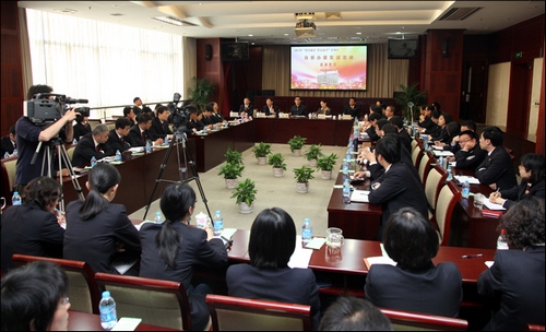 上海市长宁区检察院在全市率先举行自侦办案实