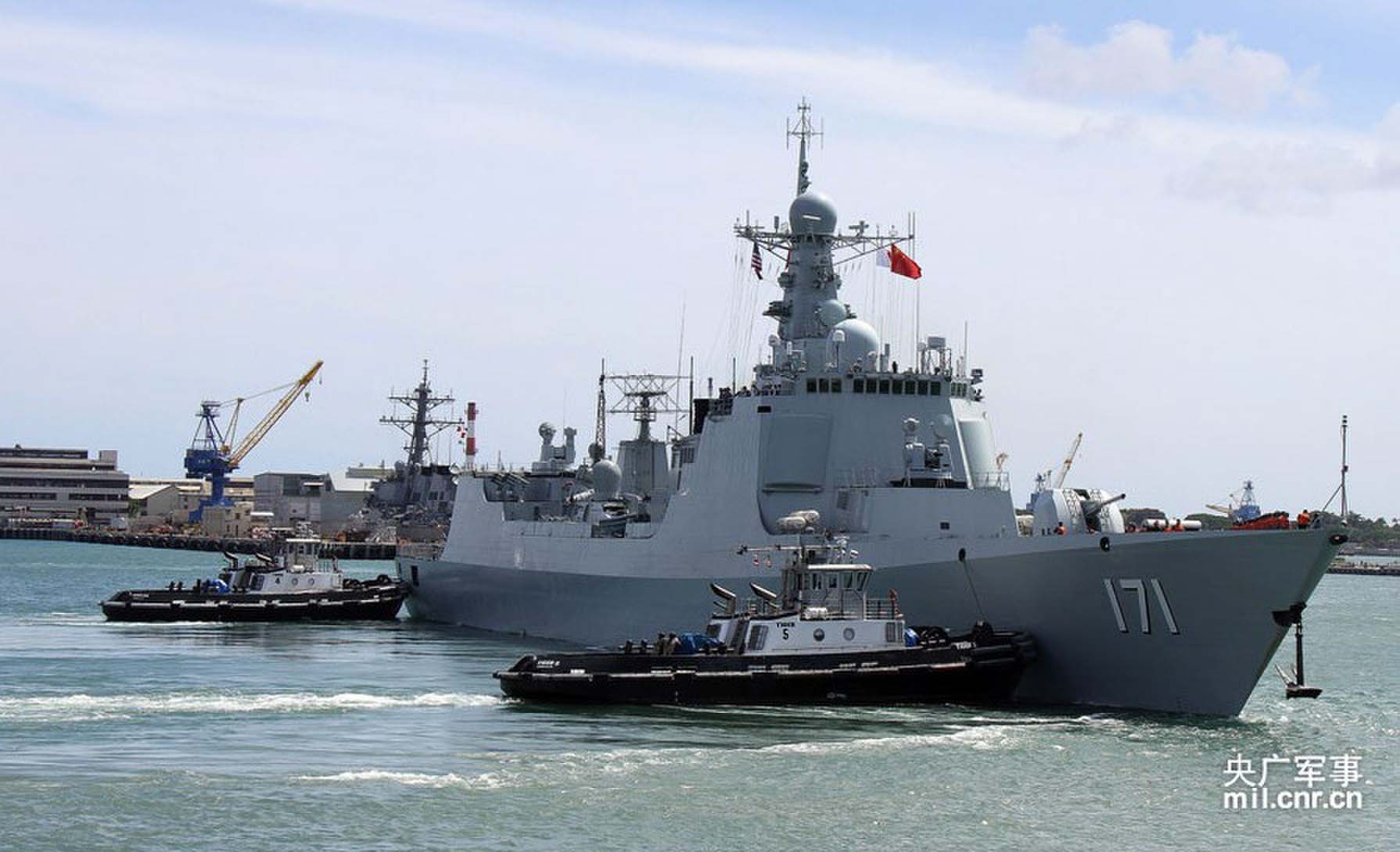 中国舰艇驶离珍珠港开始海上演习