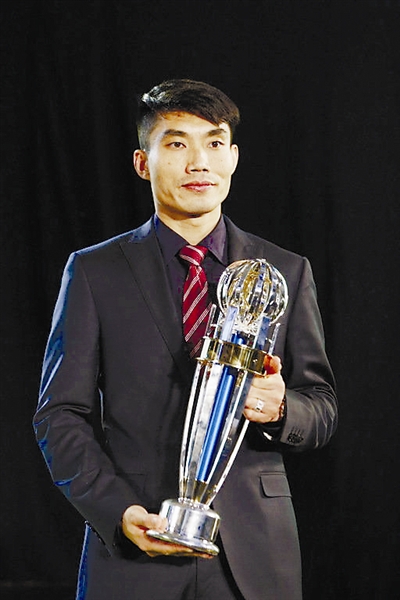 郑智获亚洲足球先生提名 再当选几率大
