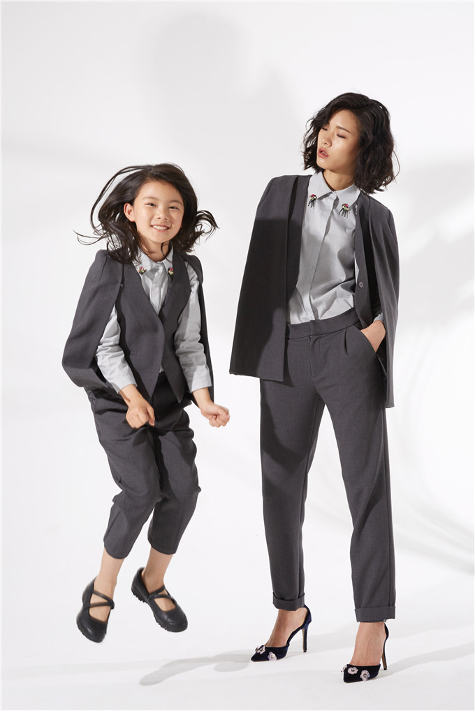 上海辣妈与女儿的秘密花园原创亲子服装品牌只为遇见小小的“自己”
