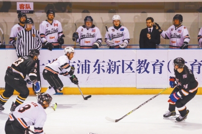 2017年上海 冰球之夜 上演精彩对决