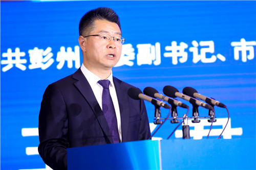 彭州市委副书记,市长王锋君 图片均由彭州市政府供图