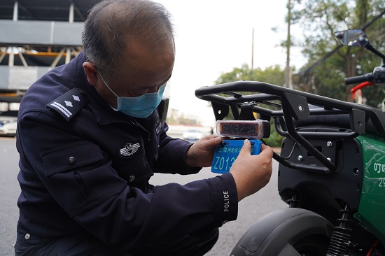 1月24日起，上海快递外卖电动自行车未悬挂专用号牌将被处罚