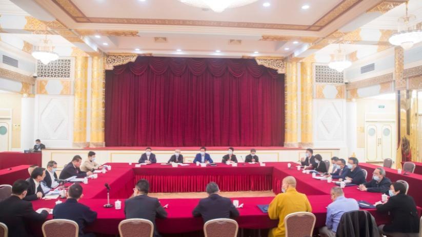 3月6日晚，部分在沪全国政协委员集中学习总书记重要讲话精神。