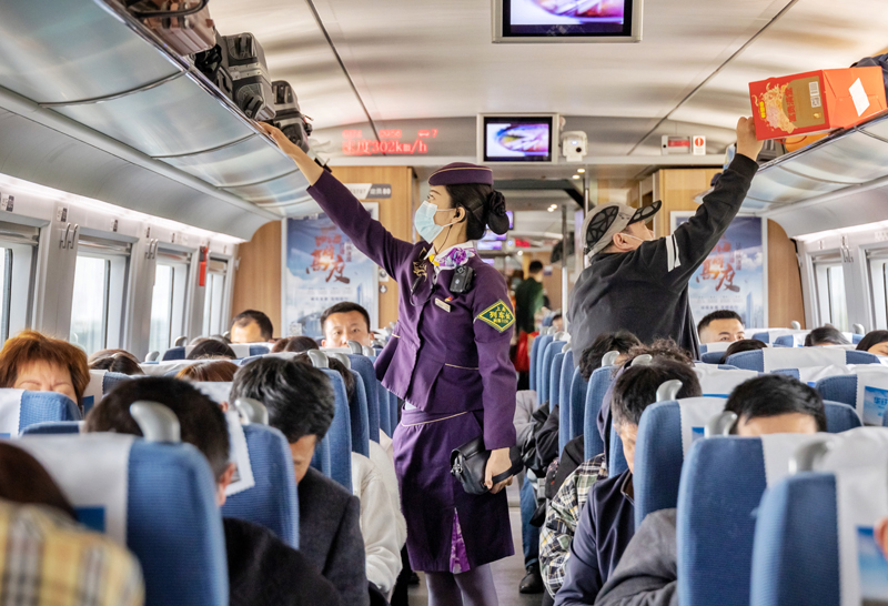 预计发送旅客超750万人次长三角铁路本周末迎春游客流最高峰