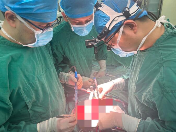 外科“皇冠手術”！喀什二院成功開展地區首例A型夾層主動脈弓置換術