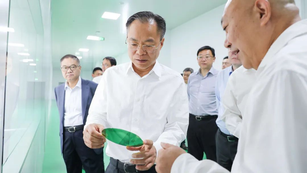 推动集成电路产业集聚化发展提升园区精细化管理和服务水平——管委会领导专题调研闵行开发区临港园区