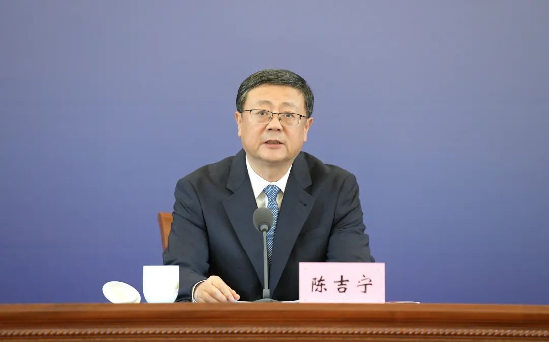 上海市委书记陈吉宁出席大会并讲话。陈正宝摄