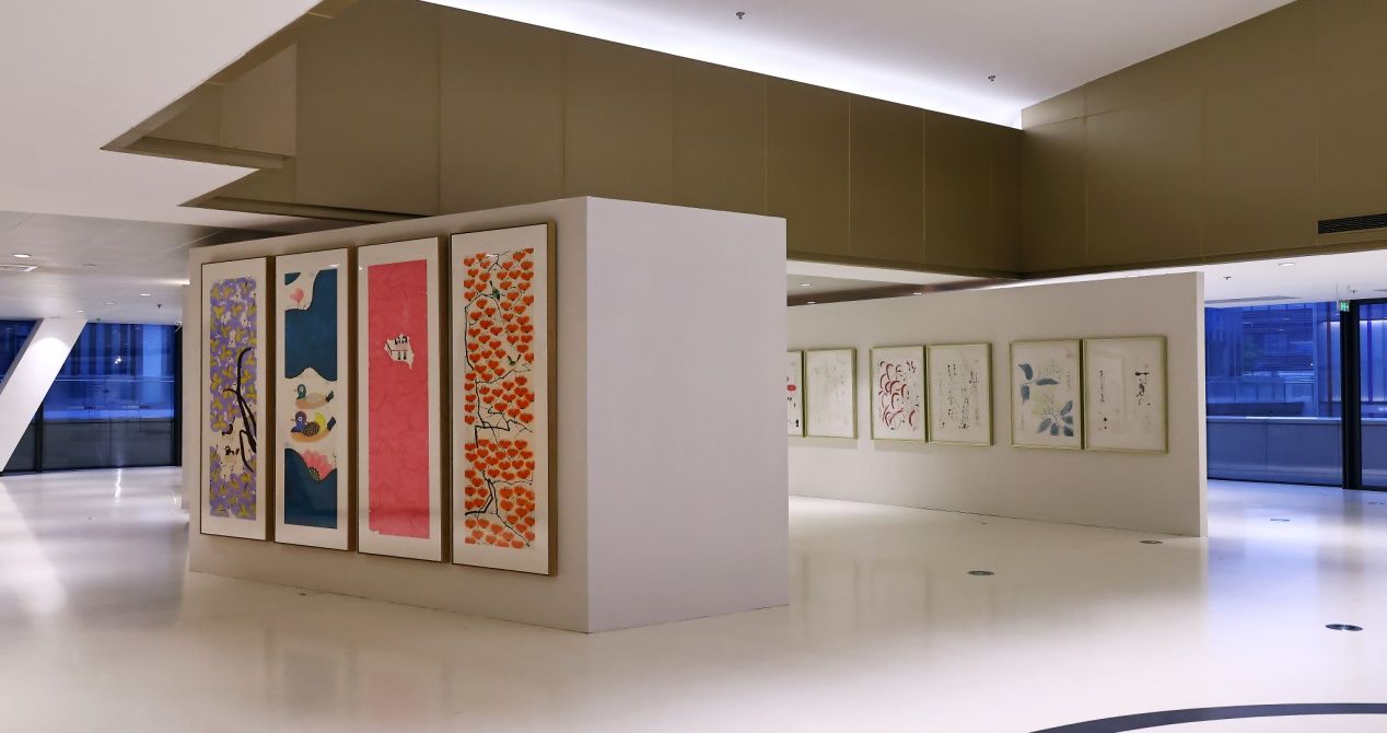 展区一 《春夏秋冬》四条屏与中草药书画作品