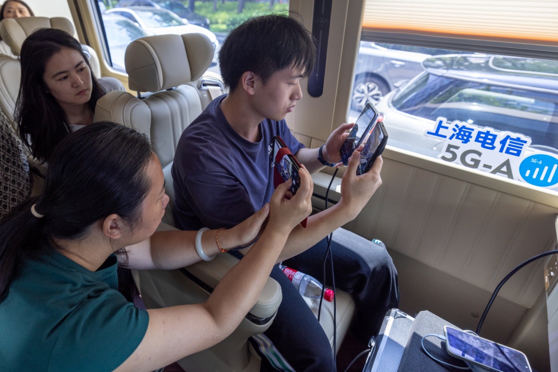 上海电信在徐家汇完成百站F+T 3CC连片覆盖，用户可体验到5G-A的极致网速