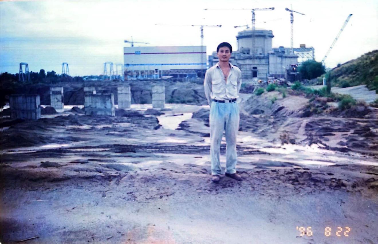 1996年，张发奇参加巴基斯坦恰希玛核电站建设