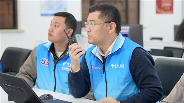 万物智联的背后，离不开一群“网络医生”。从2G到5G，全国五一劳动奖章获得者陈兆波一路见证了移动通信的每一次飞跃