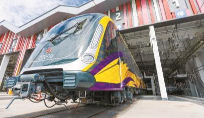 連接浦東崇明，上海軌交22號線首批7列列車抵滬