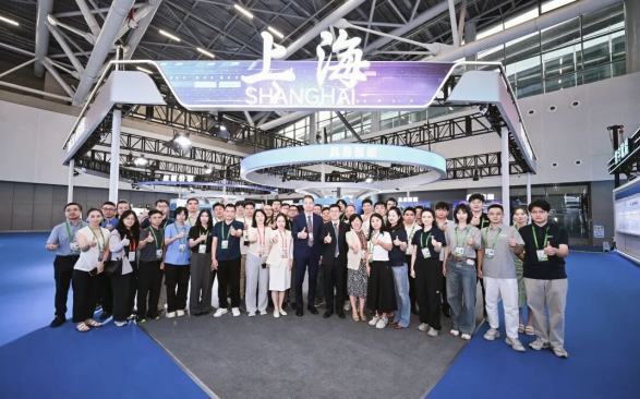上海专精特新企业亮相中博会，秀出“智在上海”新图景