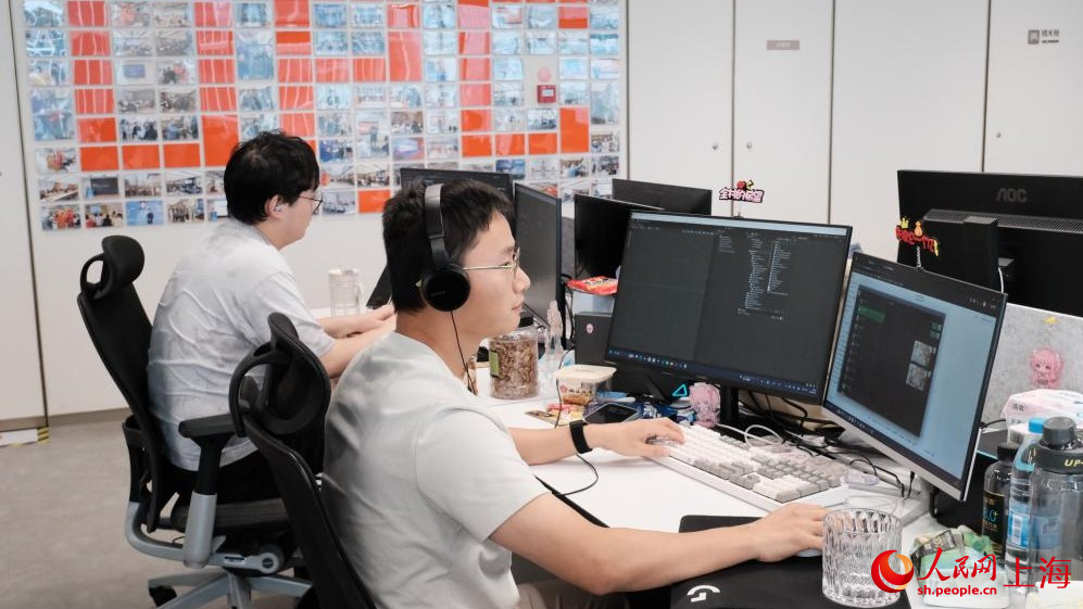 在社区创业的年轻人。人民网记者 葛俊俊摄