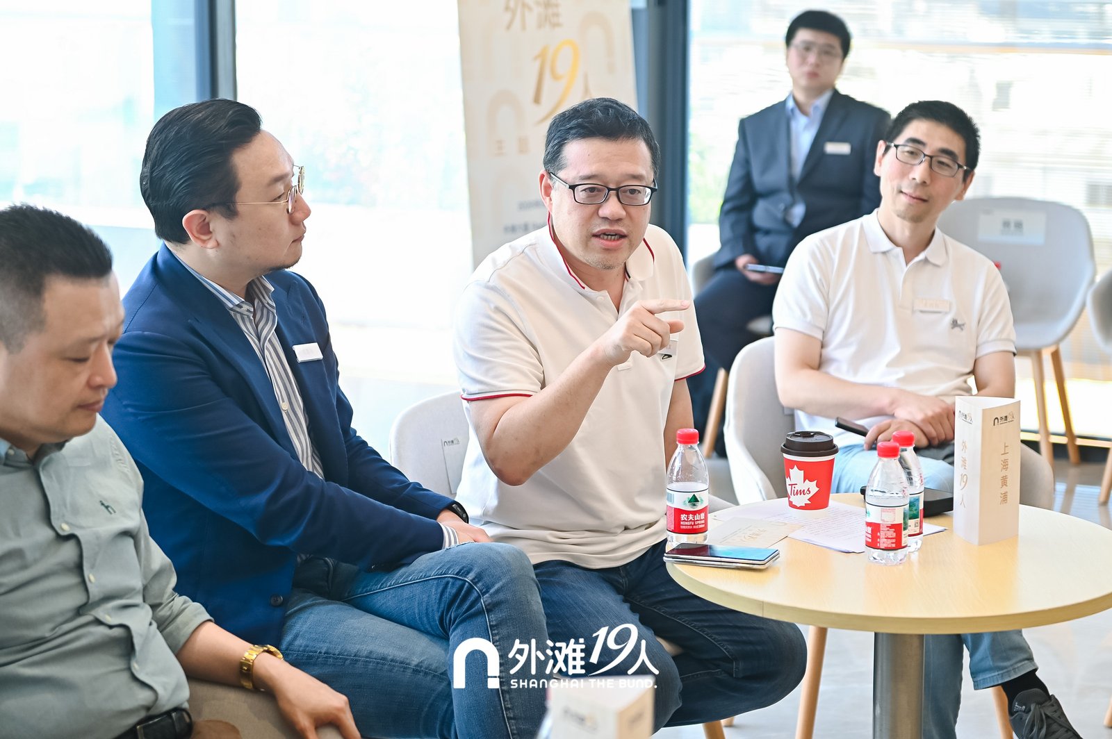 企业家交流发言。