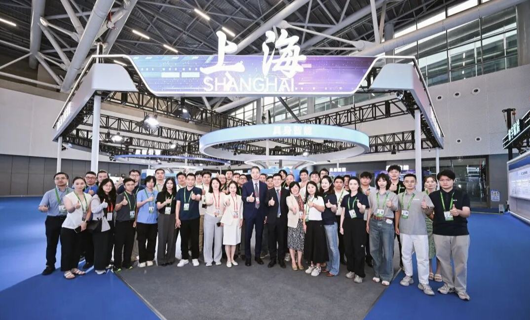 上海专精特新企业亮相第二十一届中博会
