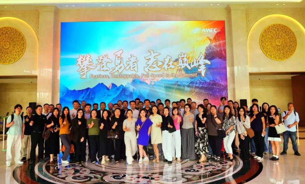 刻微观万象，铸中国“芯”魂 中微半导体企业研学举办