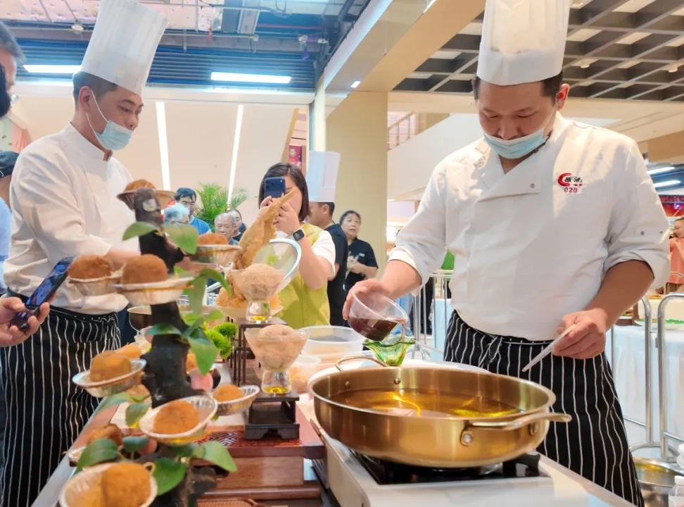 友誼路街道第三屆餐飲行業烹飪技能競賽成功舉辦