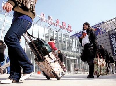 上海火车站自助售票处建成,将在春运期间启用