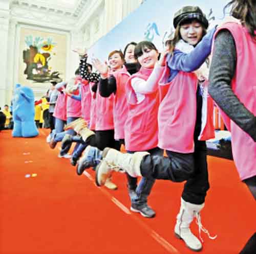 上海世博会志愿者体验营开营